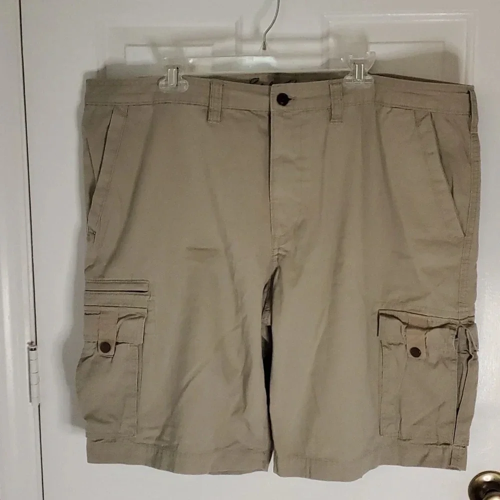 Eddie Bauer Mens Heavy Weight Cargo Shorts